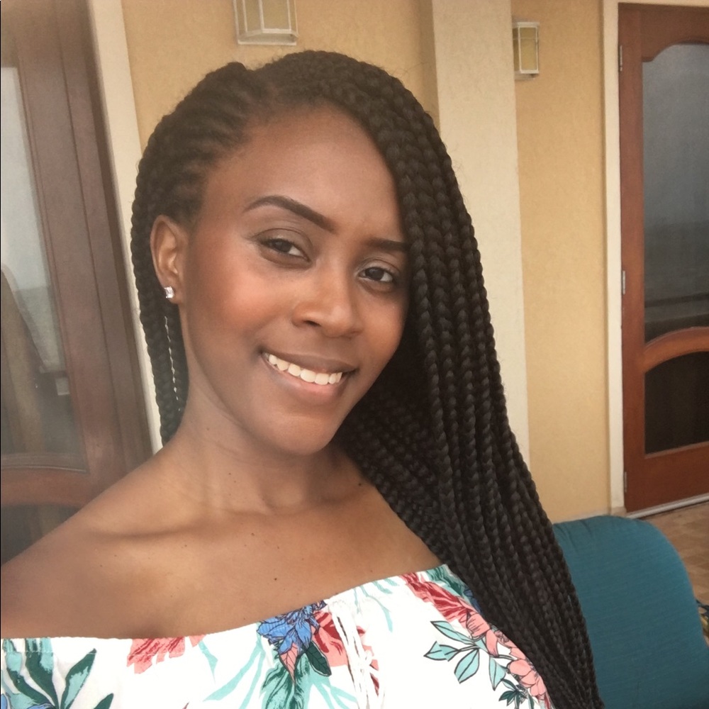 Meet your Posher, Priya